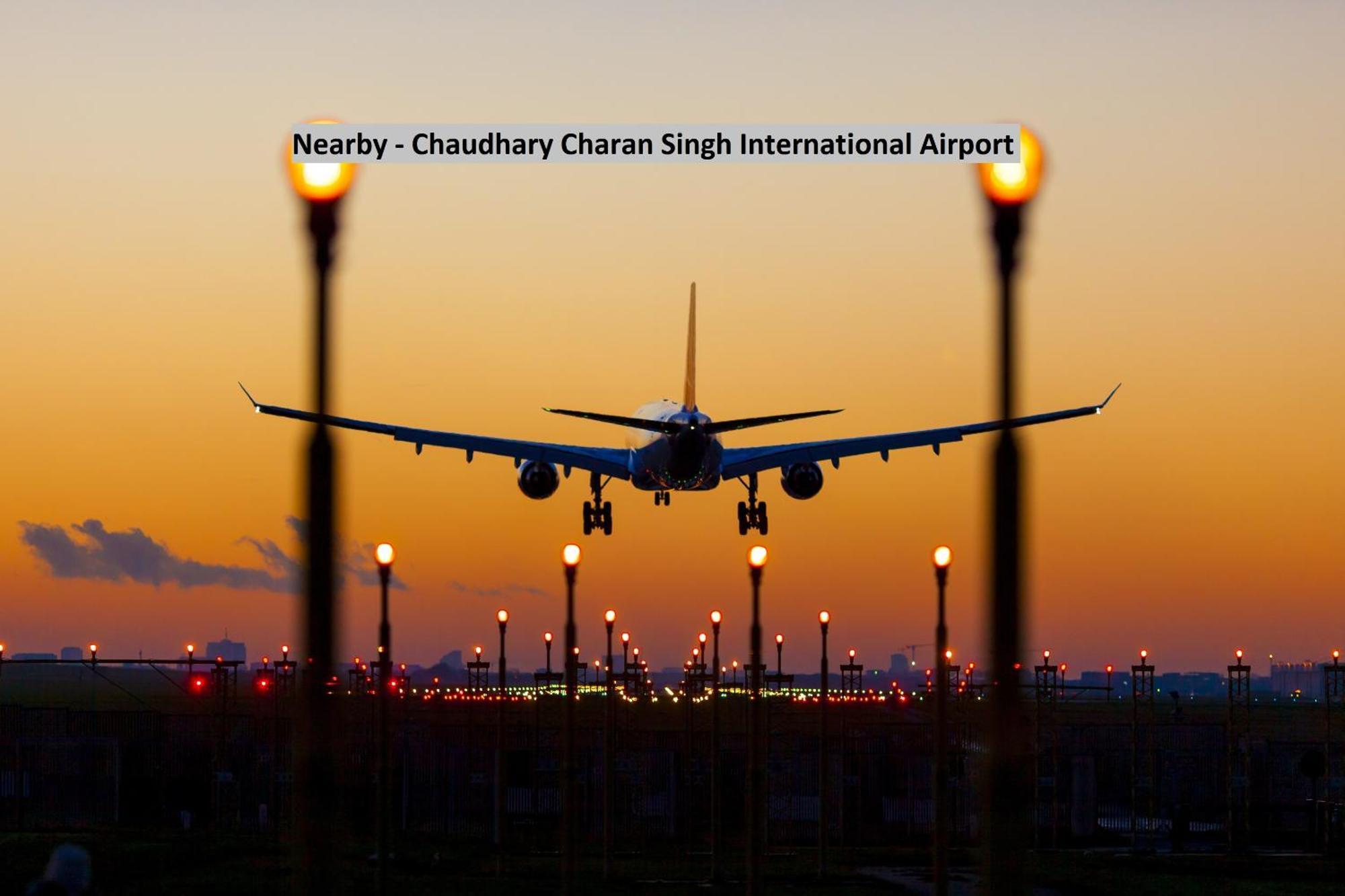 Oyo Flagship Hotel Cz Near Phoenix United Lucknow Dış mekan fotoğraf